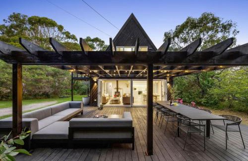 Balnarring Beach Casa | The Coast & Country Cottage