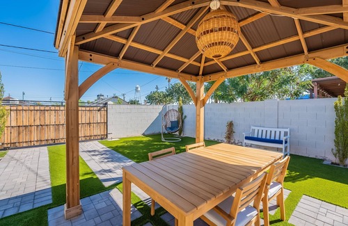 Gilbert Casa | The Coastal House Downtown Gilbert