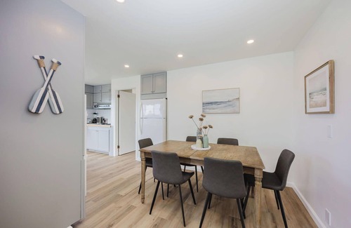 El Granada Casa | The Coastal Retreat, Scenic Harbor, Ocean Views, Walk to Beach, Restaurants