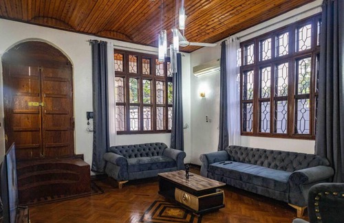 Mikocheni Apartamento | The coconut House