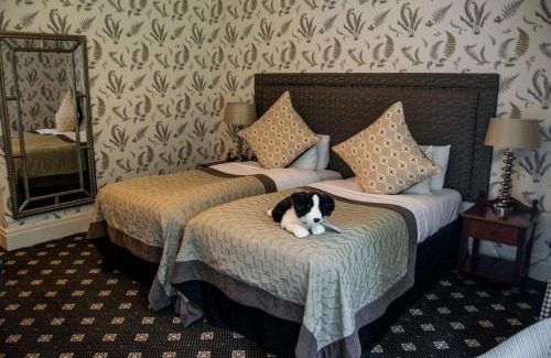 Coychurch Casa | The Coed-Y-Mwstwr Hotel