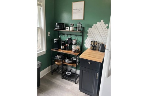 Lakewood Casa | The Coffeehouse - Lakewood 2 Bdm Stay