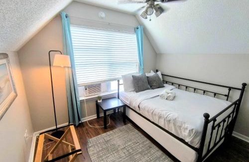 Columbia Casa | The Columbia Crash Pad Near Bases, USC, Shops