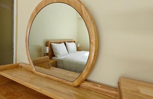 Renfrew-Collingwood Casa | The Comfort Den