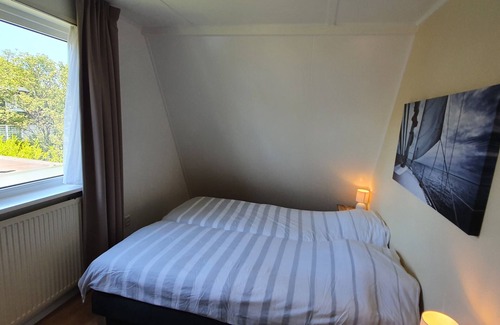 Egmond-Binnen Casa | Beautiful, bright, and comfortable holiday home resting in the dunes
