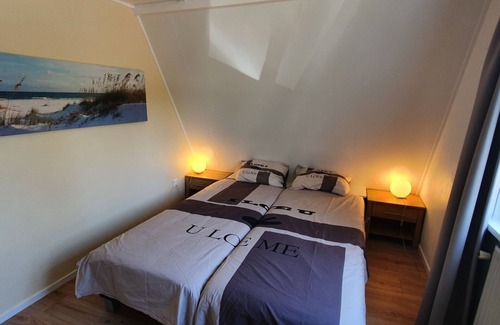 Egmond-Binnen Casa | Beautiful, bright, and comfortable holiday home resting in the dunes