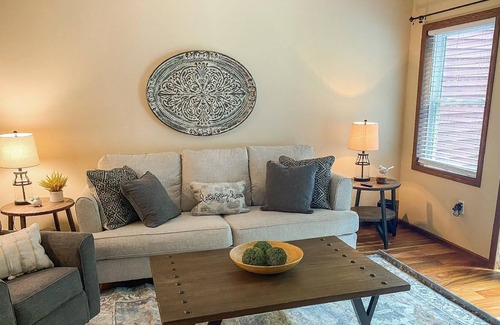 La Crosse Casa | The comforts of home, while you work
