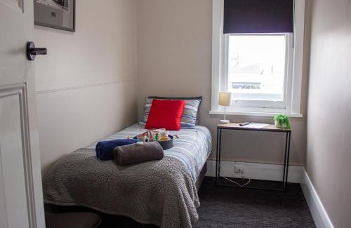 Mount Gambier Hotel | The Commercial Hotel