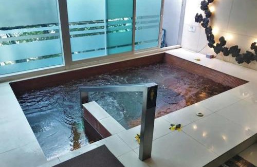 Makkasan Apartamento | The Condo C - Luxury Condo with Onsen