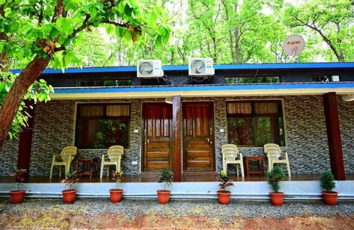 Baihar Casa | The Connoisseur Bedroom - 2
