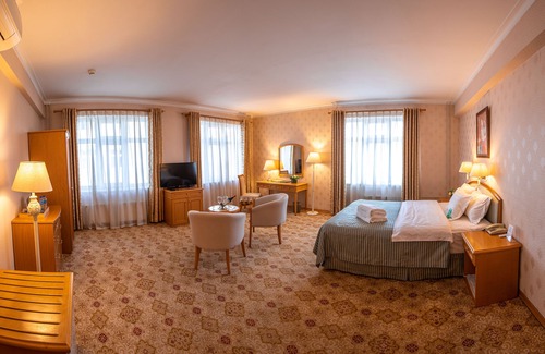 Downtown Ulaanbaatar Hotel | The Continental Hotel