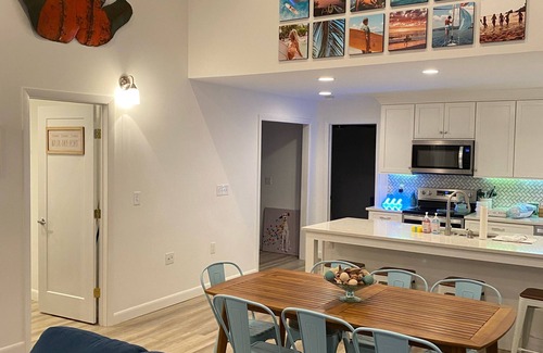Mastic Beach Casa | “The Cool House” Waterfront Oasis, 3 Bedrm 2 bath