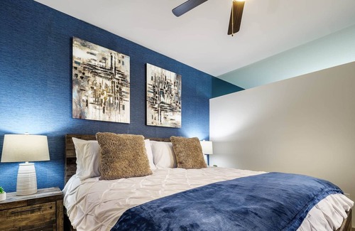 Linthicum Heights Apartamento | The Cool, Pool - BWI - Work Here - Fully Stocked - Fast Internet