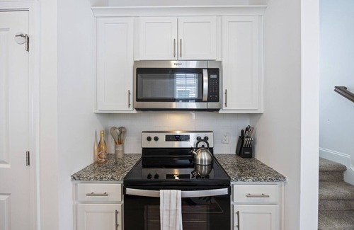 Goose Creek Casa | The Cooper Cottage at Bowen Village