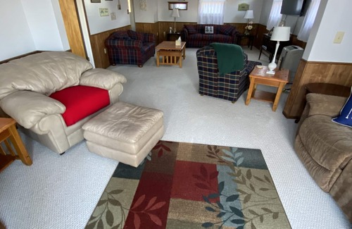 Bloomingdale Casa | The Copper Cottage. Bloomingdale, MI on AllSports Muskrat lake. 1800 sqft home.