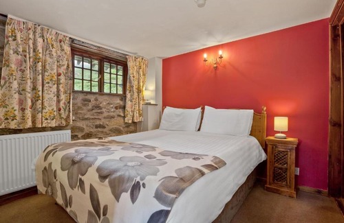 Coniston Casa | The Coppermines Mountain Cottages - Sawyers, Millrace, Pelton Wheel, Sleeps 16