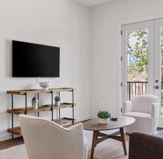 Fort Worth Apartamento | The Corbin 1202 - Magnolia Street Charm