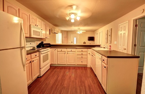 Mammoth Spring Casa | The Corner Cottage (+Patio, Fire Pit & Grill)