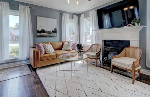 Norman Cabaña | The Corner Cottage