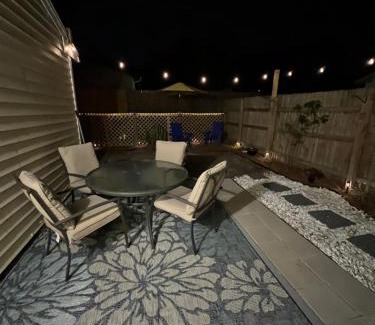 Lake St. George Casa | The Corner Cottage