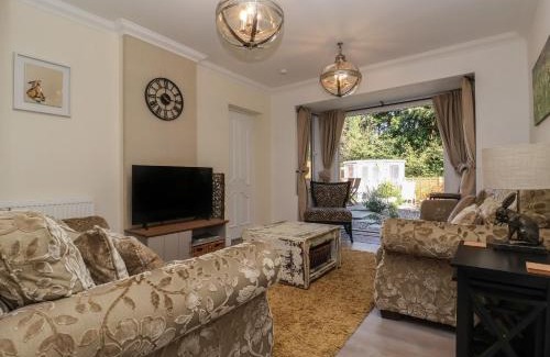 Ufford Casa | The Corner House