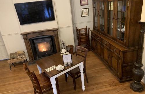 Annan Hotel | The Corner House Hotel