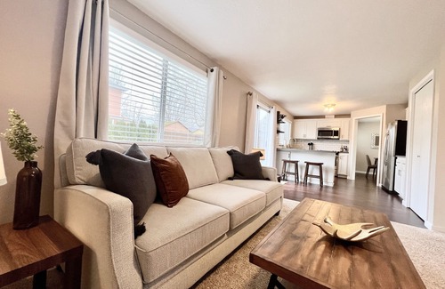 Aloha Casa | The Corner Terrace – Family and Pet Friendly Home