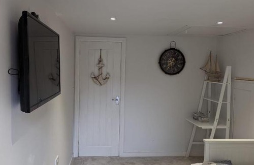 Crynant Casa | The Cosy Beach