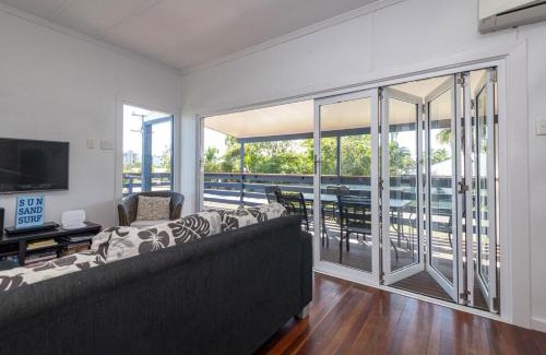 Bargara Casa | The Cottage 16 Clarke Street Bargara