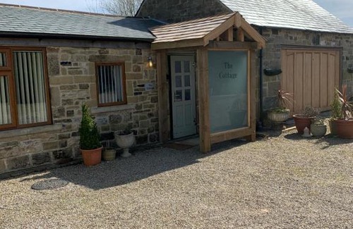 Otley Casa | The cottage a 2 bed at Meagill farm country retrea