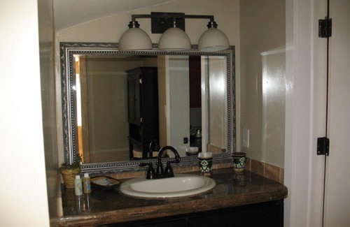 Bisbee Casa | The Cottage at Castle Rock