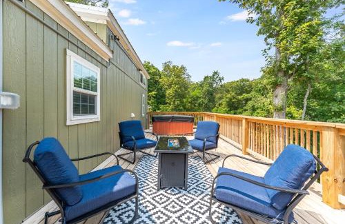 Siloam Springs Casa | The Cottage at Ironwood Retreats
