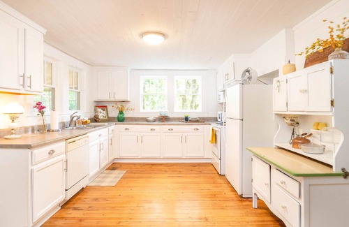 Adairsville Otro | The Cottage at Jula Fields *Dog-Friendly!*