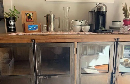 Lincolnville Cabaña | The Cottage at Kings Ferry Cottage - The Place to Be!