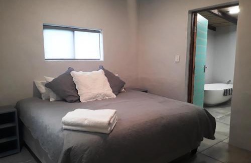 Elgin Casa | The Cottage at Nuwejaarsrivier Farm