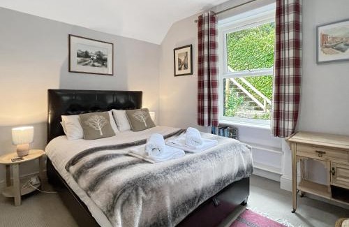 Lynton Casa | The Cottage at Woodlands