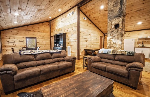 Joelton Casa | The Cottage @ Jones Farm Venue and Cabins