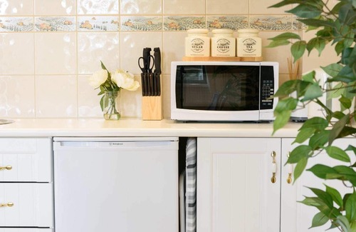 Musk Chalet De Esquí | The Cottage @ Olive Grove | Pets Welcome | Retreat