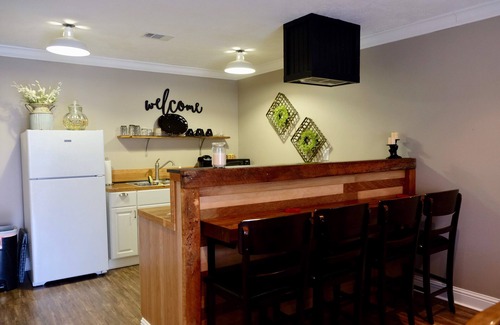Brandon Casa | The Cottage en College Street