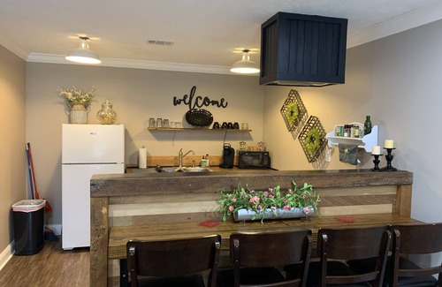 Brandon Casa | The Cottage en College Street