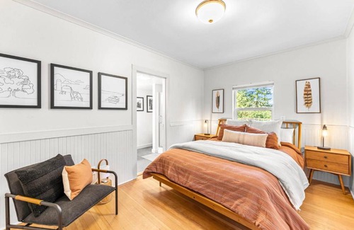 Ladd Hill Casa | The Cottage On Wilsonville Road