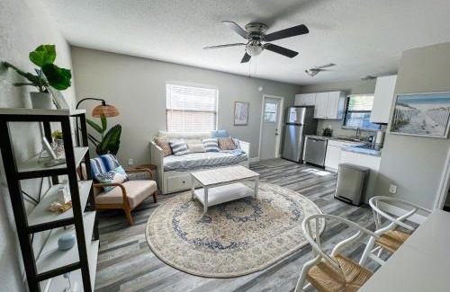 Dunedin Casa | The Cottage