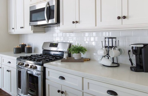 Ledbetter Casa | The Cottages at Turkey Creek - 'The Cosy Cottage' - Nuevo, cerca de la parte superior redonda