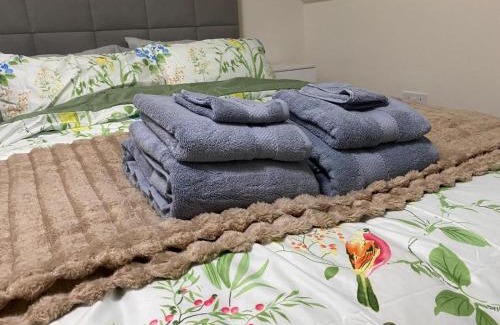 Tamworth Casa | The Cottontail - Modern Private Room With Breakfast - Tamworth