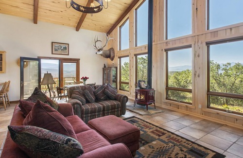 Glenwood Springs Casa | The Cottonwood Cottage - Space, Serenity, & Views