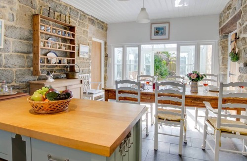 West Bay Casa | The Counting House in the beautiful West Bay