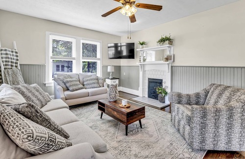 Eden Casa | The Country Charmer