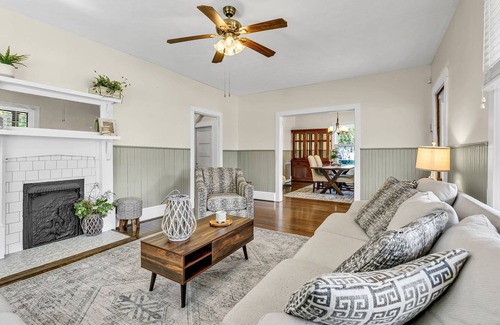 Eden Casa | The Country Charmer