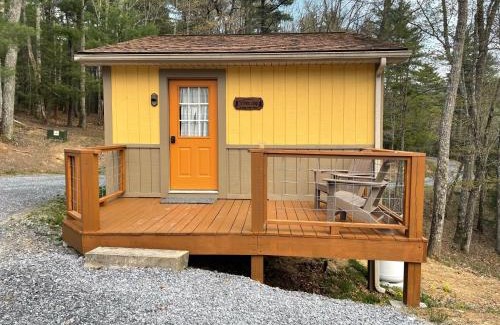 Flat Top Casa | The Country Cottage by On Cue Properties