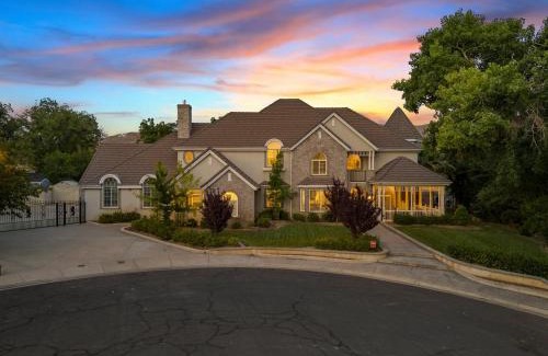 Hurricane Casa | The Country House home